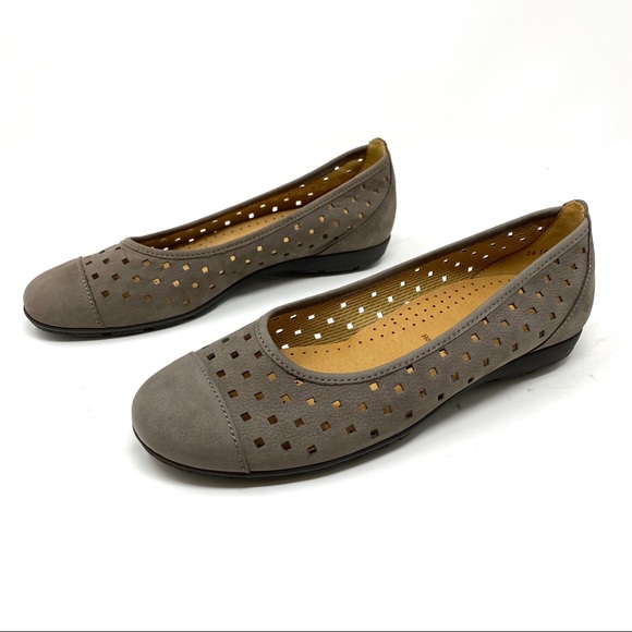 Gabor 64.169.13 Fumo Nubuck Laser Cut Flats - Picture 2 of 9